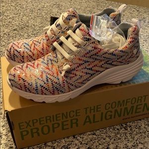 Nurse Mates Align Velocity shoes